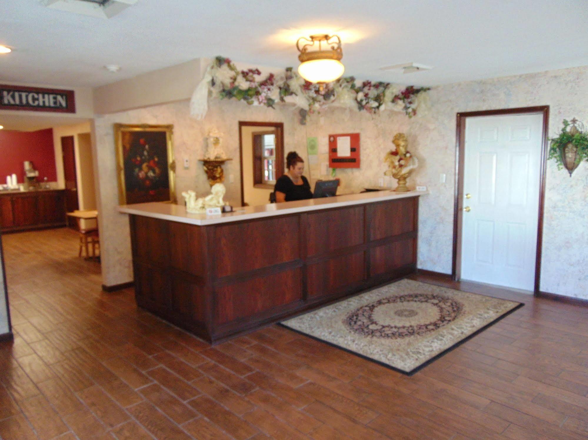 The Candle Light In Branson Exterior photo